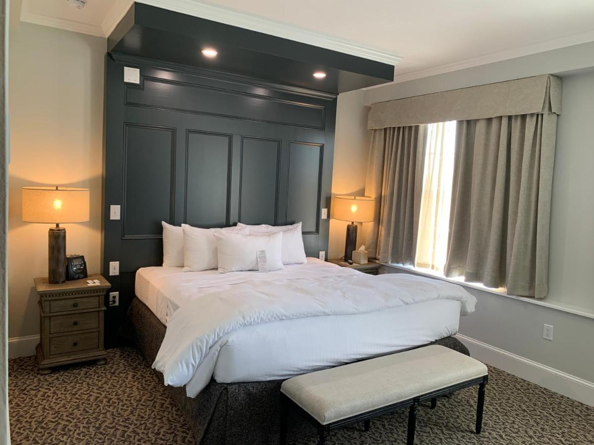 The Tidewater Inn Easton Bagian luar foto