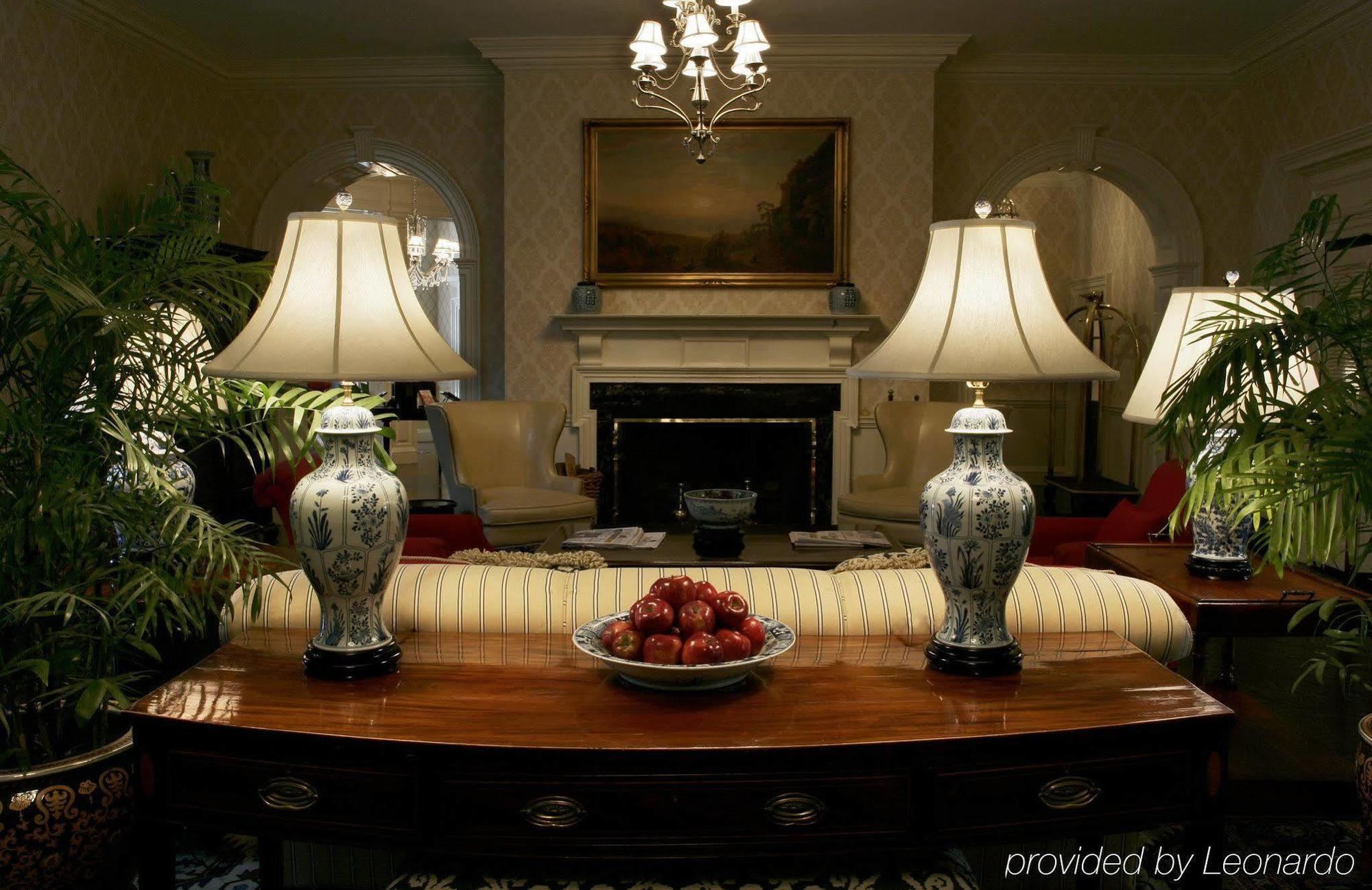 The Tidewater Inn Easton Bagian luar foto