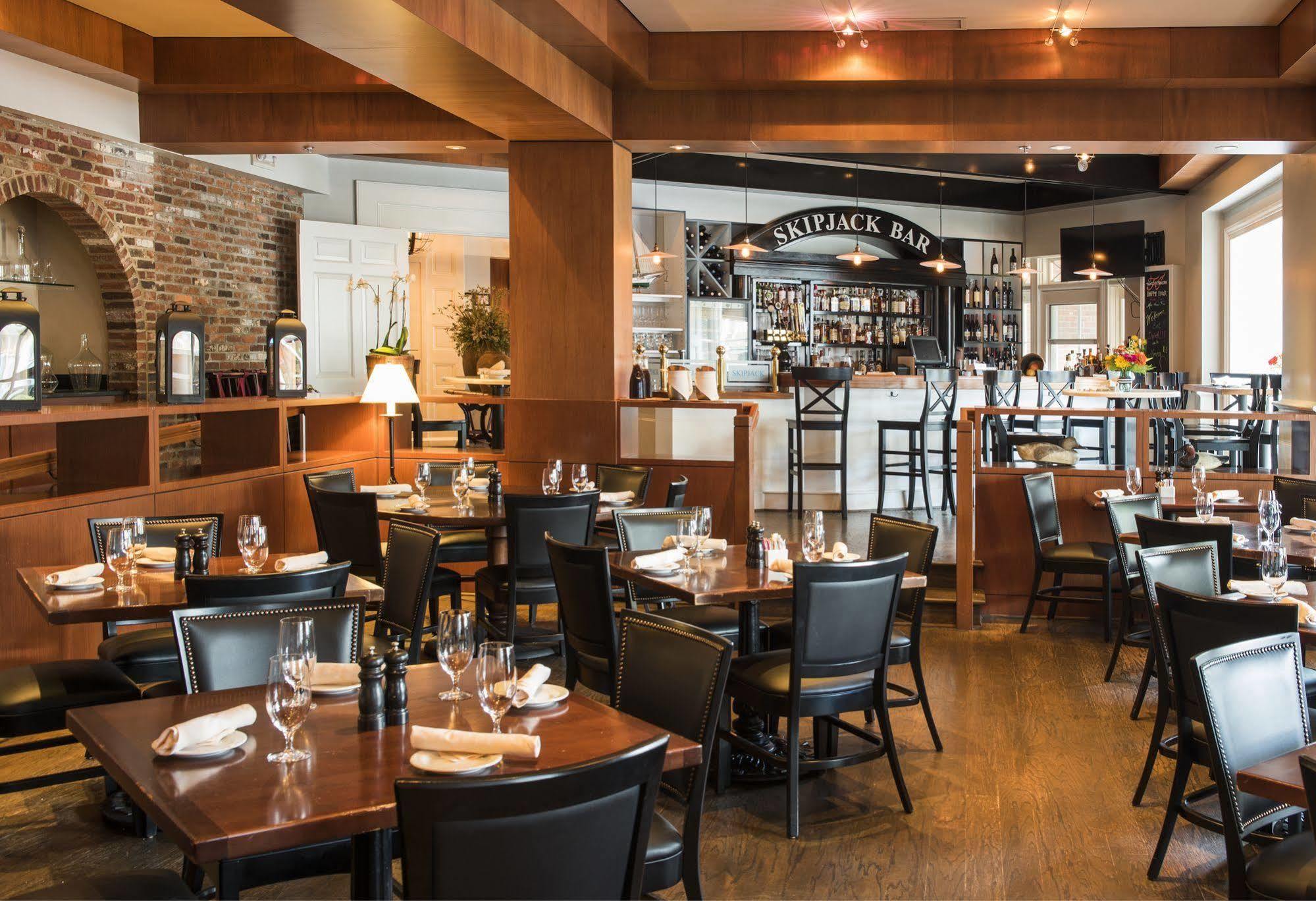 The Tidewater Inn Easton Bagian luar foto