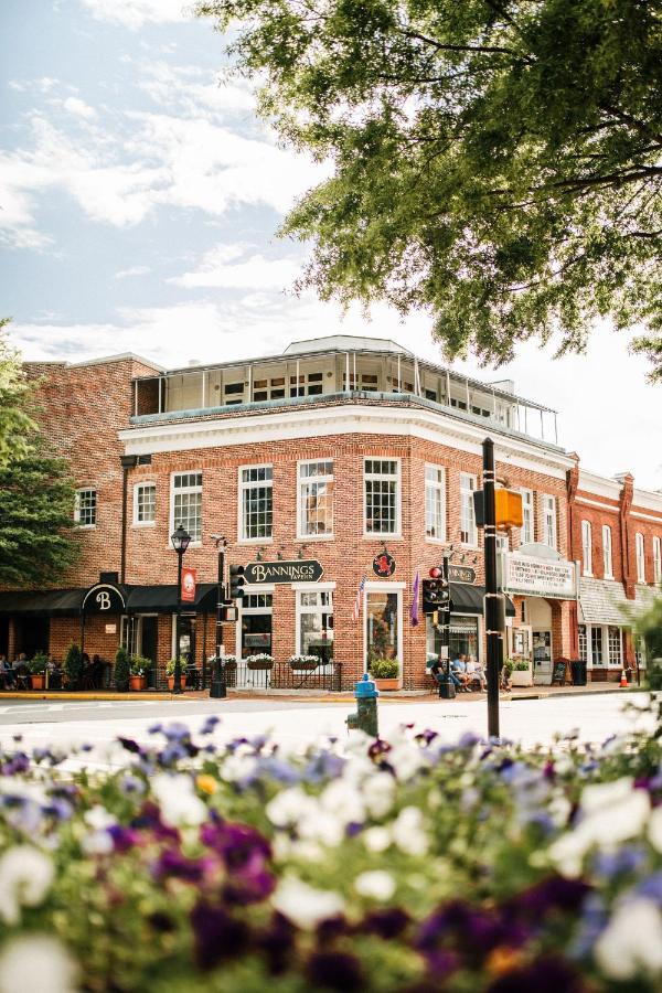 The Tidewater Inn Easton Bagian luar foto